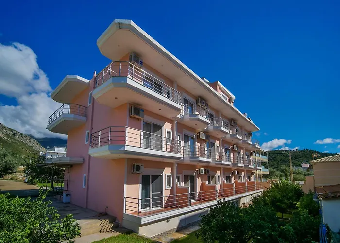 Himara Royal Hotel