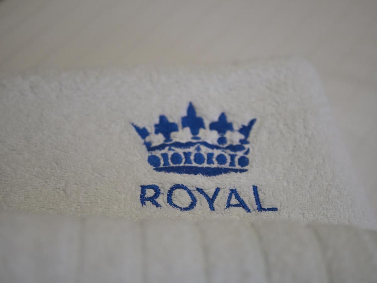 Royal Hotel Himarë